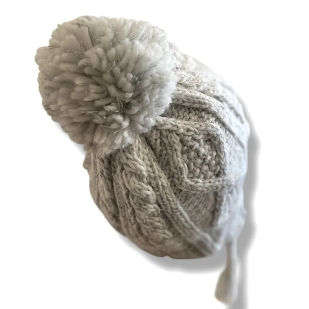 H&M Vintage Chunky Cable Knit Ear Flap Beanie Hat Fleece Lined Size 4-8Y NWOT